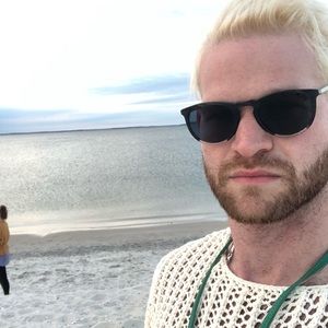 Meet your Posher, Brandon